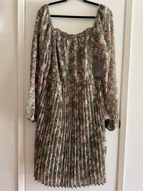 Lark + Grey Olive Green Floral Long-Sleeve Pleated Midi Dress